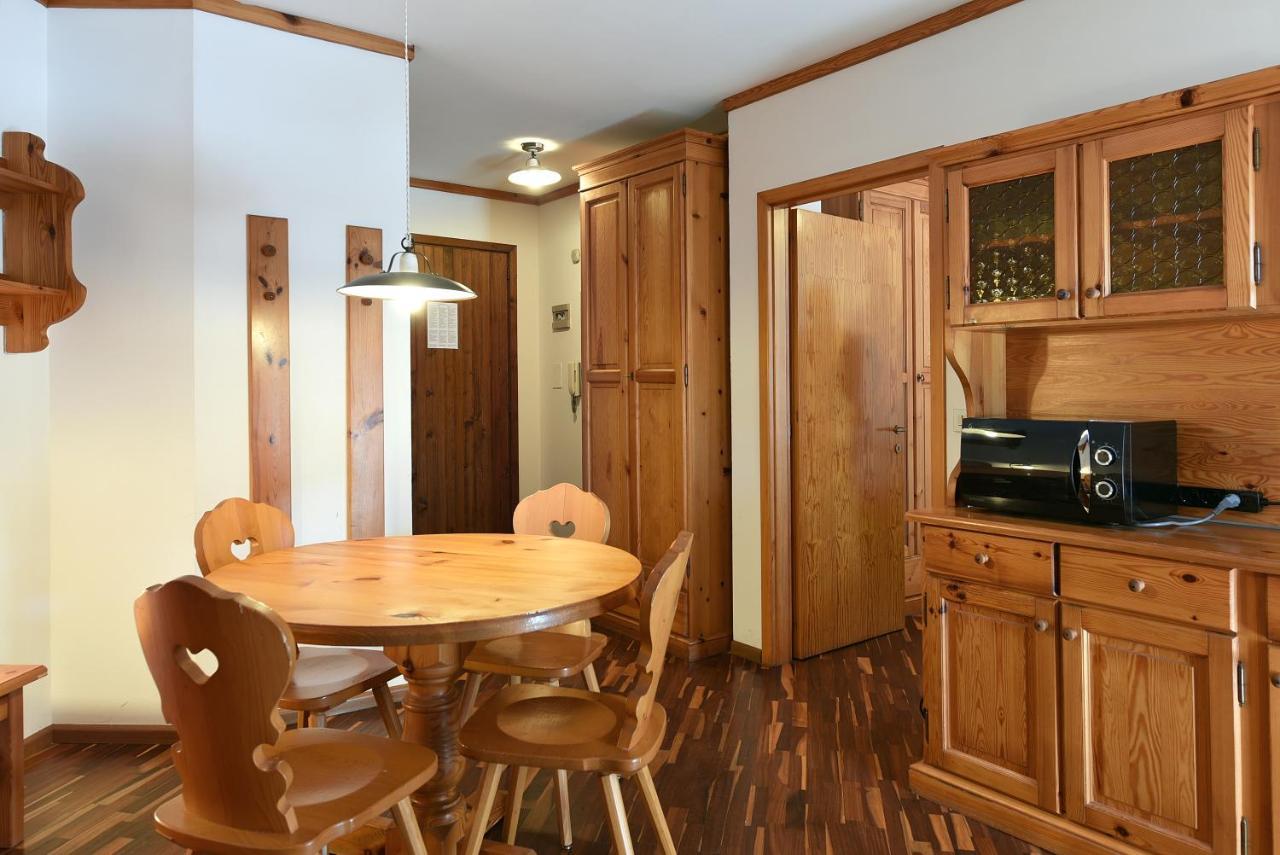 Residence Casa Metz Santa Cristina Val Gardena ภายนอก รูปภาพ