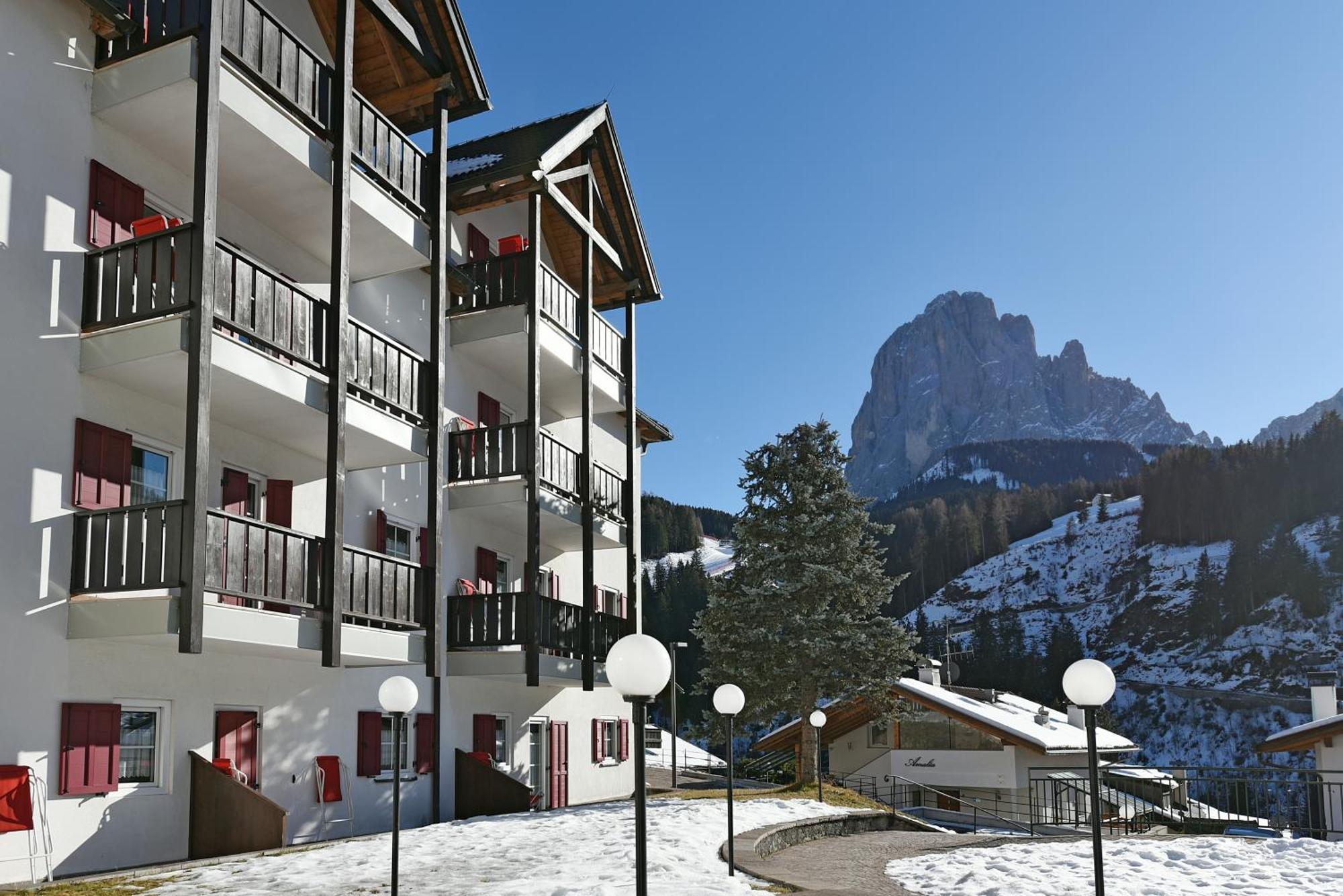 Residence Casa Metz Santa Cristina Val Gardena ภายนอก รูปภาพ